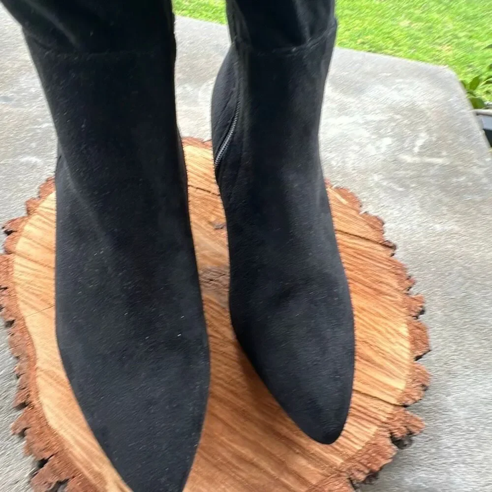 Chase + Chloe Wynter Over The Knee boots Black Suede Size 9